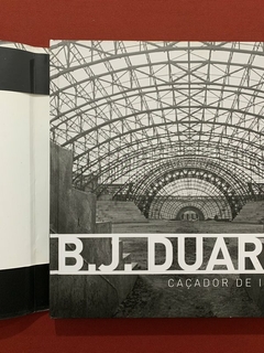 Livro - B. J. Duarte: Caçador De Imagens - Editora Cosacnaify - Capa Dura na internet