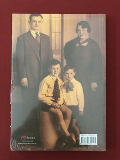 Livro - A Saga - Uma História de Vida e de Crítica - Novo - comprar online