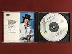 CD - Stevie Ray Vaughan - The Sky Is Crying - Seminovo na internet