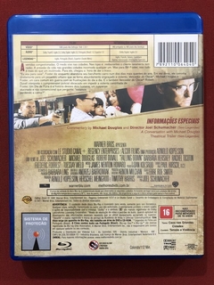 Blu-ray - Um Dia De Fúria - Michael Douglas - Seminovo - comprar online