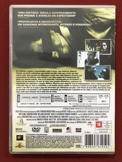 DVD - A Um Passo Da Escuridão - Direção: Antonio Negret - comprar online