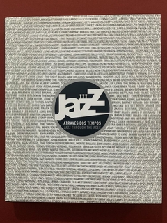 Livro - Jazz Através Dos Tempos / Jazz Through The Ages - Via Imprensa - Seminovo