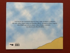 Livro - Adorável Meninia - Maurício Pestana - Editora Baú de Ideias - comprar online