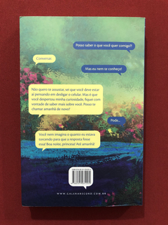 Livro - Princesa Adormecida - Paula Pimenta - Ed. Gutenberg - comprar online