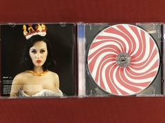 CD - Katy Perry - Teenage Dream - 2010 - Nacional - Seminovo na internet