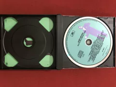 CD Duplo - James Brown - Roots Of A Revolution - Imp - Semin - Sebo Mosaico - Livros, DVD's, CD's, LP's, Gibis e HQ's