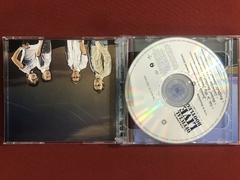 CD Duplo - The Cranberries - Stars: The Best Of 1992-2002 - Sebo Mosaico - Livros, DVD's, CD's, LP's, Gibis e HQ's