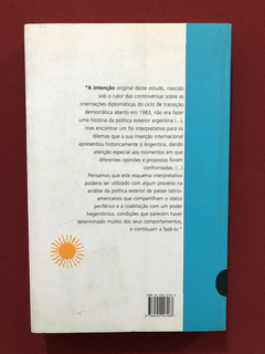 Livro - Um Lugar No Mundo - José Paradiso - comprar online