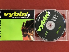 CD Duplo - Vybin' 4 - New Soul Rebels - Importado - Sebo Mosaico - Livros, DVD's, CD's, LP's, Gibis e HQ's