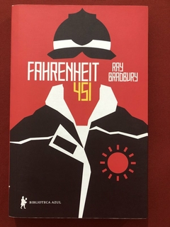 Livro - Fahrenheit 451 - Ray Bradbury - Ed. Biblioteca Azul - Seminovo