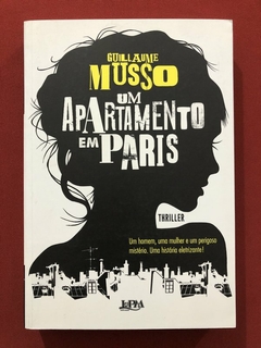 Livro - Um Apartamento Em Paris - Guillaume Musso - Editora L&PM - Seminovo