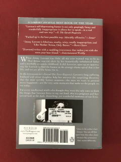 Livro - Let's Pretend This Never Happened - Jenny Lawson - comprar online