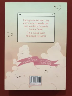Livro - Laura Dean Vive Terminando Comigo - Mariko Tana - Intrínseca - Seminovo - comprar online