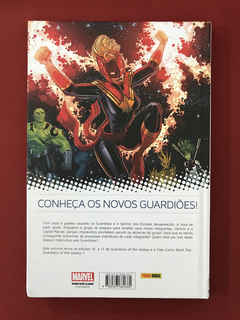 HQ: Guardiões da Galáxia: A Queda - Bendis, Bradshaw - Semin - comprar online