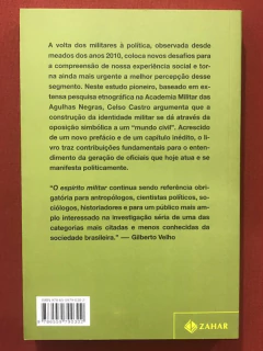 Livro - O Espírito Militar - Celso Castro - Editora Zahar - Seminovo - comprar online