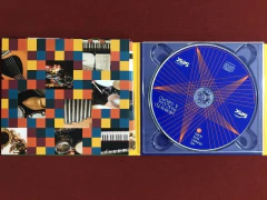 CD Duplo - Hermeto Pascoal E Grupo - No Mundo Dos Sons - Sebo Mosaico - Livros, DVD's, CD's, LP's, Gibis e HQ's