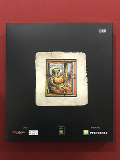 Livro - Zélio: 50 Anos De Uma Aventura Visual - Enock S. na internet