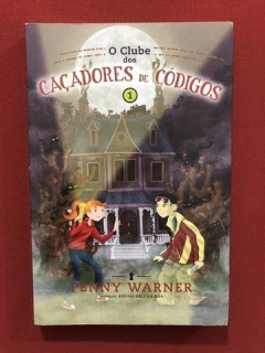 Livro- O Clube Dos Caçadores De Códigos- Penny Warner- Semin