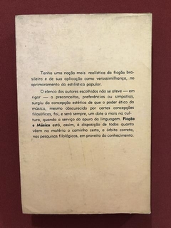 Livro - Ficção & Música - Baptista Siqueira - Folha Carioca - comprar online