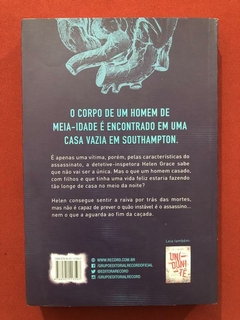 Livro - Da Morte Ninguém Escapa - M. J. Arlidge - Seminovo - comprar online