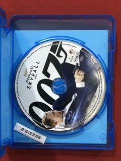 Blu-ray - 007 - Operação Skyfall - Daniel Craig - Seminovo na internet