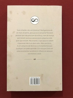 Livro - Como Ter Relacionamentos Lucrativos E Influenciar Pessoas - Dale Carnegie - comprar online