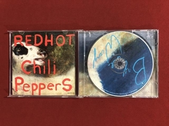 CD - Red Hot Chili Peppers - By The Way - Importado na internet