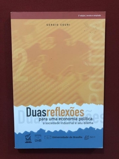 Livro - Duas Reflexões Para Uma Economia Política - Seminovo