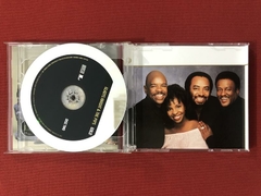 CD Duplo - Gladys Knight & The Pips - Gold - Import - Semin. - Sebo Mosaico - Livros, DVD's, CD's, LP's, Gibis e HQ's