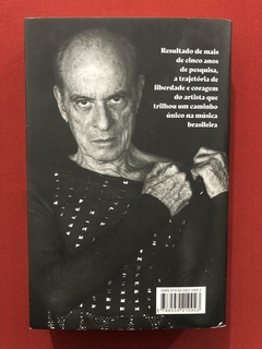 Livro - Ney Matogrosso: A Biografia - Julio Maria - Seminovo - comprar online