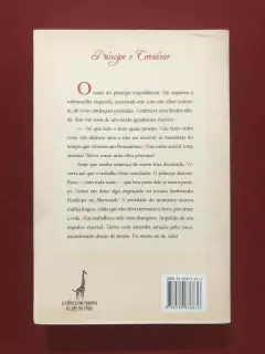 Livro - Príncipe E Corsário - Maria Cristina Cavalcanti - comprar online