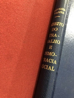 Livro - Direito Do Trabalho E Democracia Social - Oliveira Vianna - comprar online