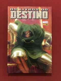 HQ - Os Livros Do Destino - Ed Brubaker - Capa Dura - Semin.