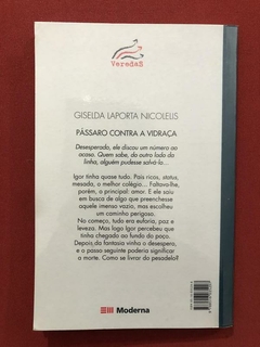 Livro - Pássaro Contra A Vidraça - Giselda Laporta - Seminovo - comprar online