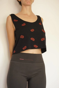 CAMISETA MUSCULOSA CROP LIPS (TCL10)