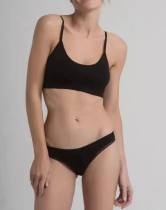 Imagen de VEDETINA CON PUNTILLA S/COSTURA (1015)