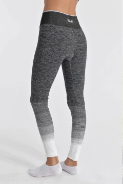 CALZA LARGA BOREAL (2018M) - Victoria Garrido Lenceria