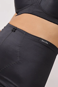 Imagen de TRUSA SATEN Y LYCRA (942)