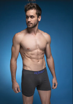 Imagen de BOXER SIN COSTURA ALGODON LISO (130Z)