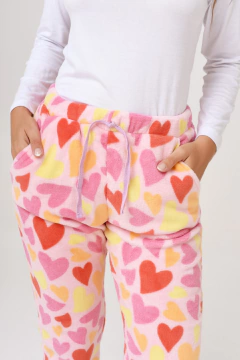 PANTALON LARGO PELUCHE CORAZONES (29001)