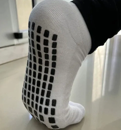 SOQUETE DEPORTIVA ANTIDESLIZANTE NO-SHOW (3000CI)