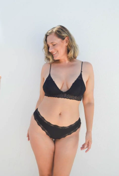 TOP ENCAJE B/FINO C/ALMOHADILLA LINEA BBB (M901) en internet