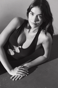 BODY LESS MICROFIBRA SCARLET (138-204) - Victoria Garrido Lenceria