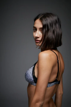 TRIANGULO LYCRA C/RELLENO NICOLETTA (234-109) - Victoria Garrido Lenceria