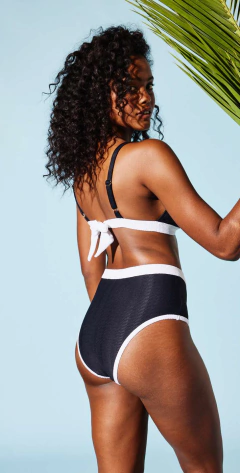 DOS PIEZAS TRIANGULO Y TIRO CORTO C/CINTURA DAPHNE (4250SY) - comprar online