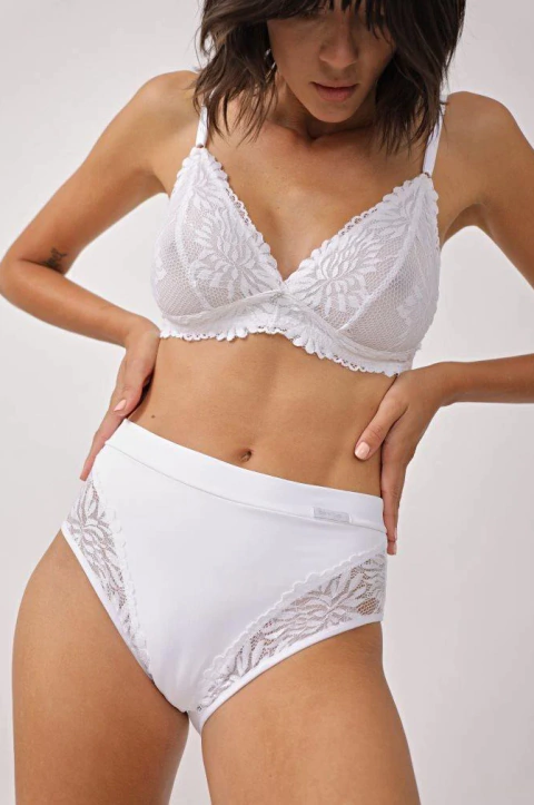 TIRO CORTO LYCRA Y PUNTILLA C/CINTURA (806D)