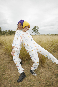 Imagen de PIJAMA NENA M/LARGA P/LARGO MICROPOLAR CORDERITO LOVE GRAFITIS (473-22)