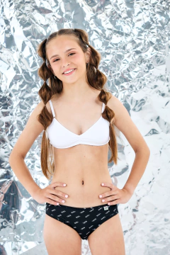 TIRO CORTO NENA ALGODON ESTAMPADO REBEL ZOE (300-76)