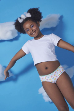 TIRO CORTO NENA ALGODON FRESAS (689)