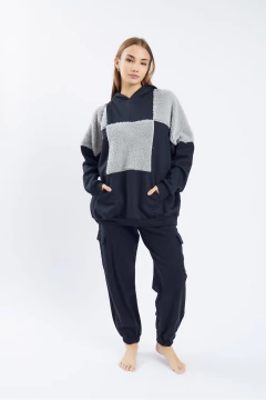 BUZO OVERSIZE DE FRISA Y CORDERITO CON PARCHES (660-23) en internet